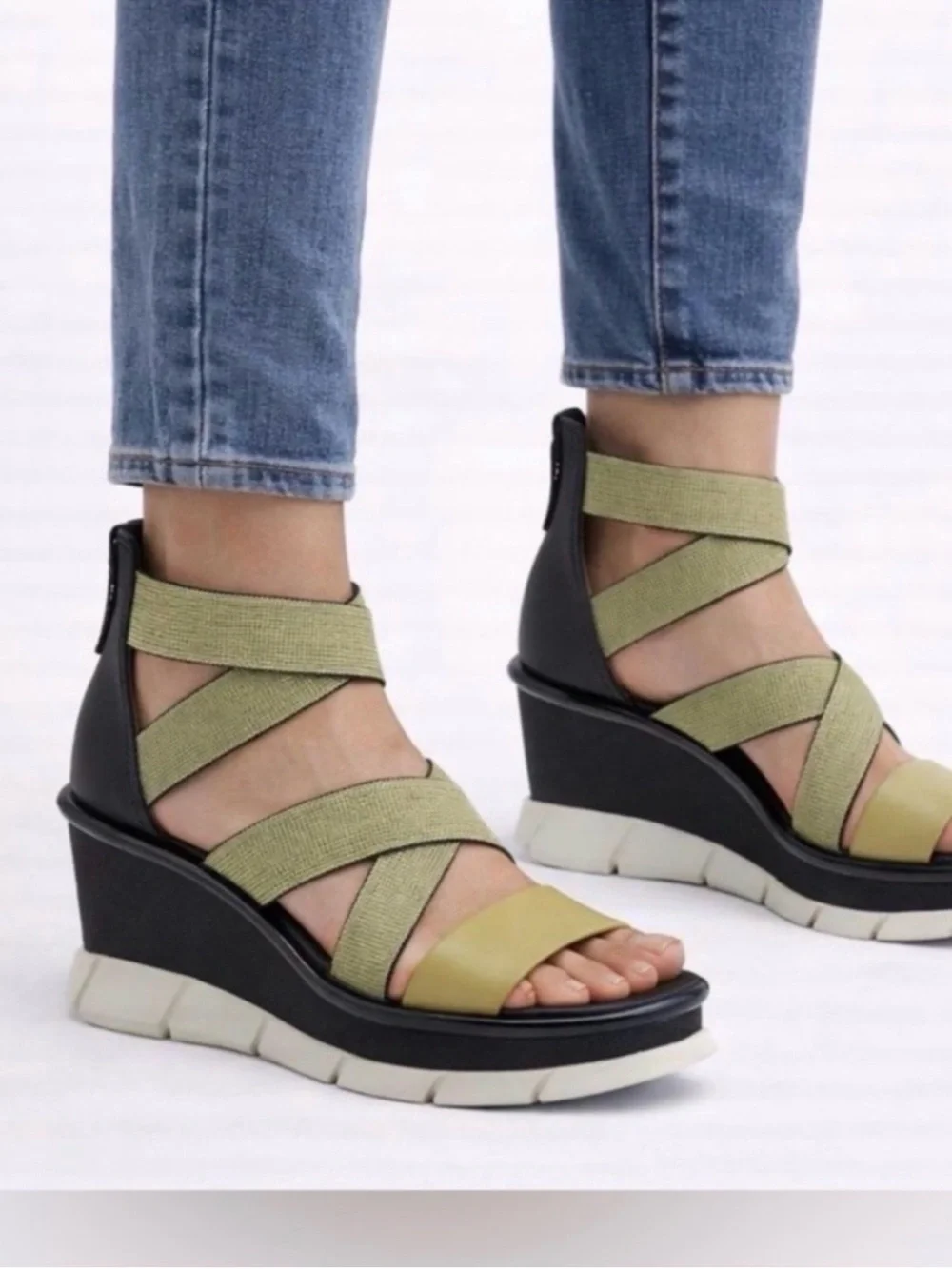 Sorel Women's Joanie III Sport Strap Wedge Sandals olive green black Size 9